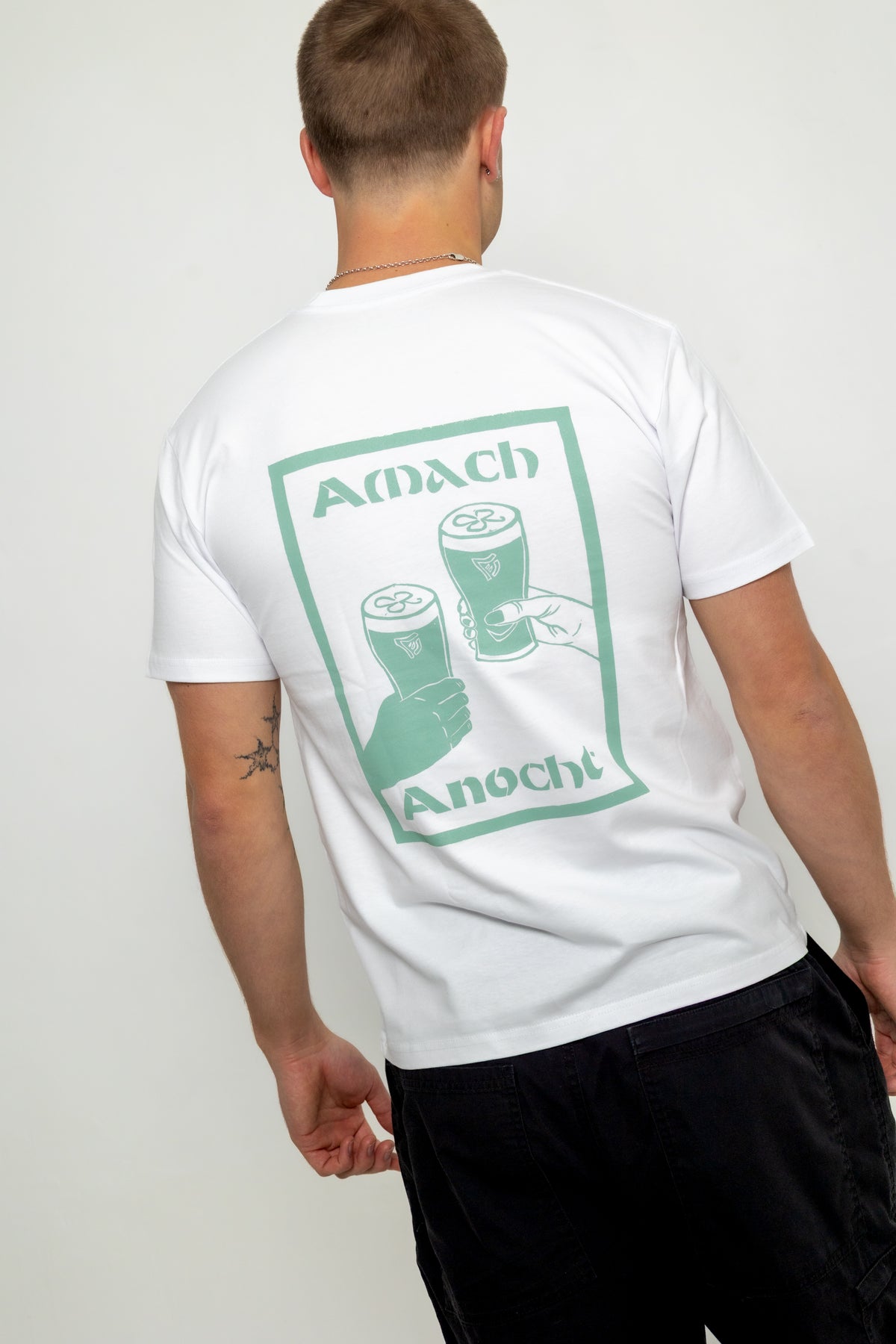 Amach Anocht 2.0