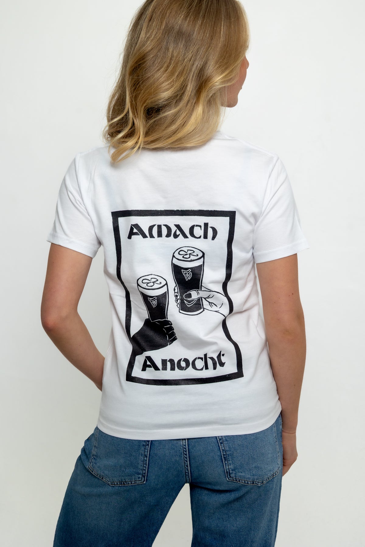 Amach Anocht 2.0