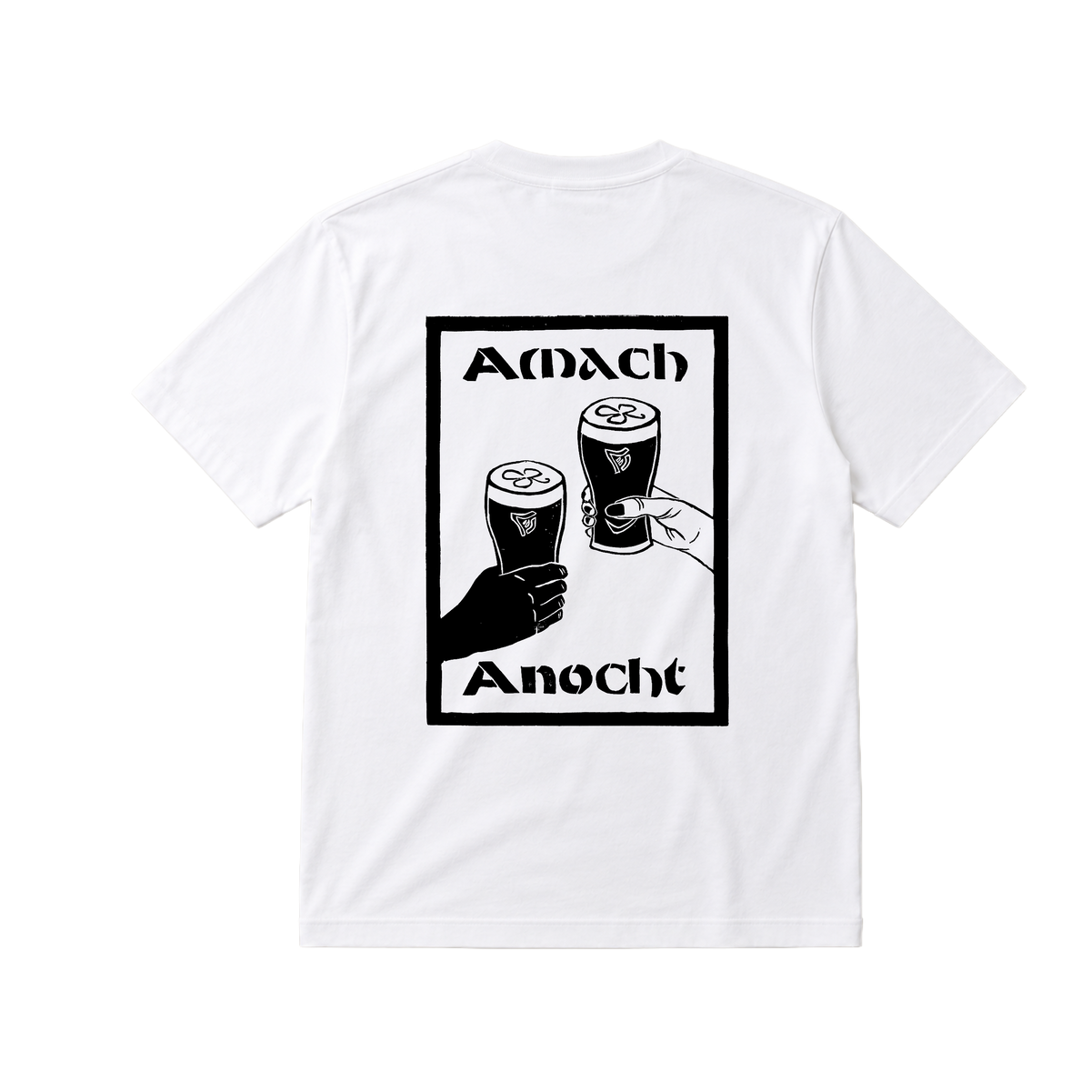 Amach Anocht Tee- White / Black
